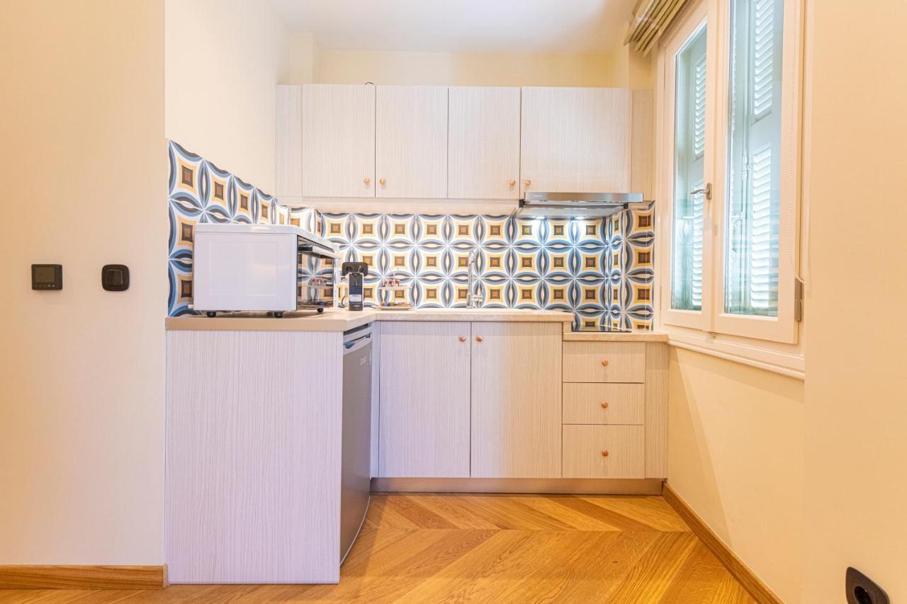 Ipelhome - Plaka Boutique Atenas