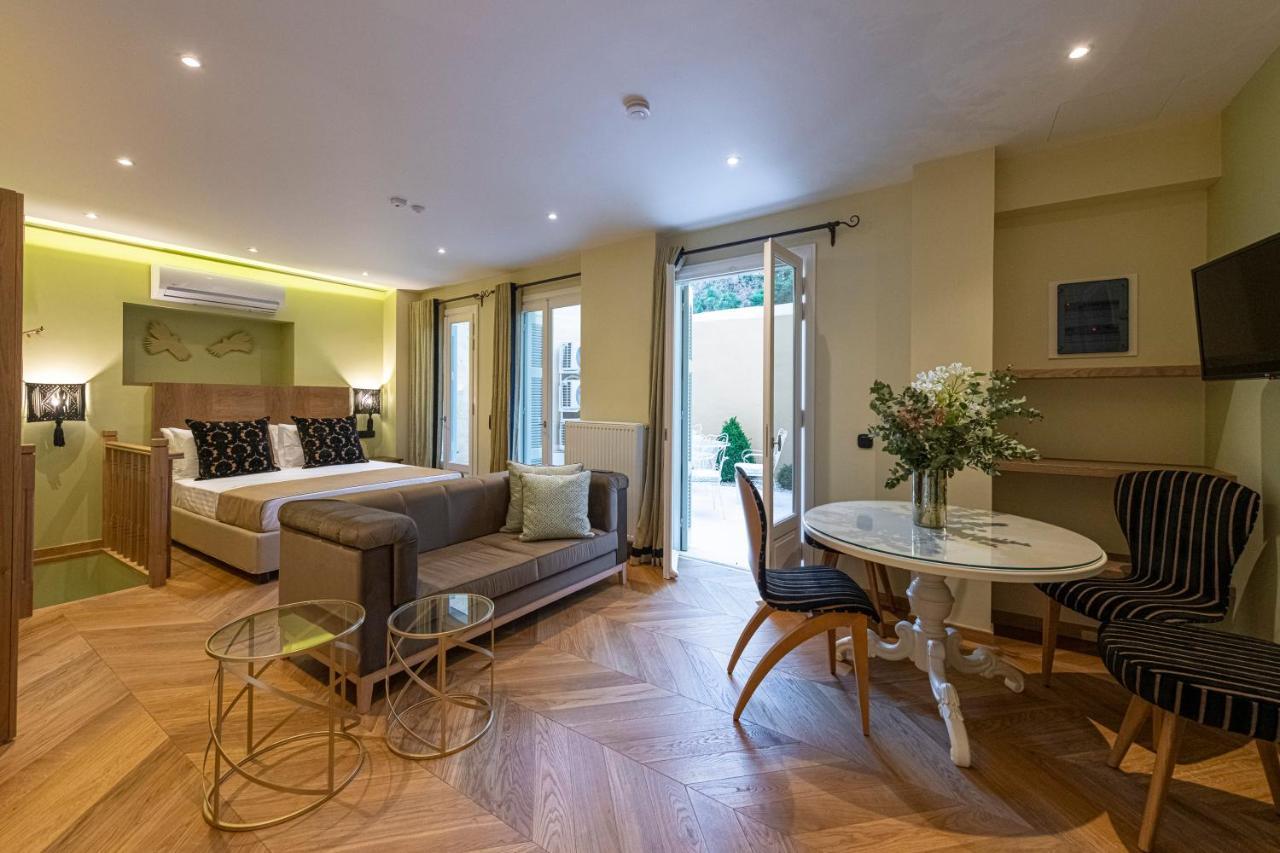 Ipelhome - Plaka Boutique Apartamento